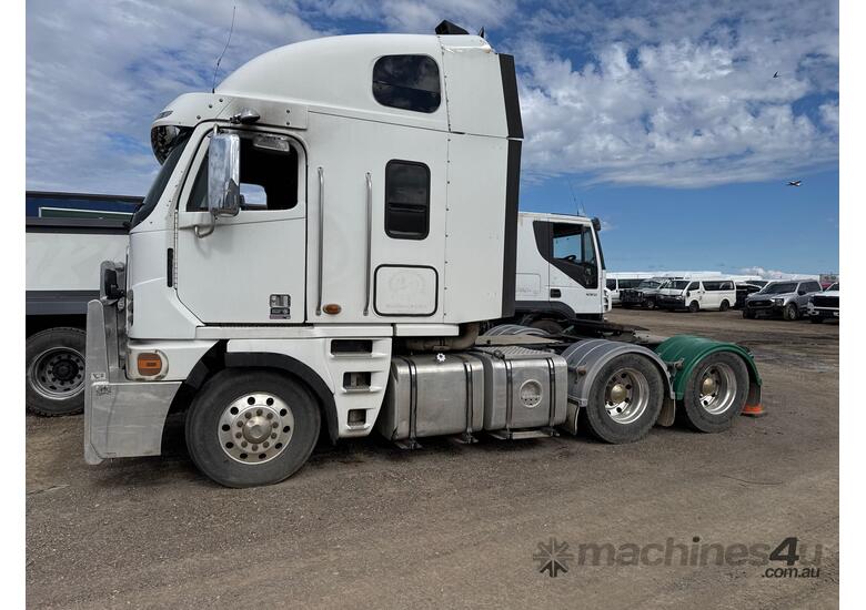 caption 2010 Freightliner Argosy 6x4 Sleeper Cab Prime Mover