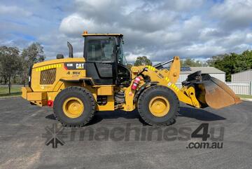 Caterpillar CAT 930K LOADER.