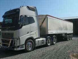 Volvo Prime Mover & BTE Alloy Grain Trailer - picture0' - Click to enlarge