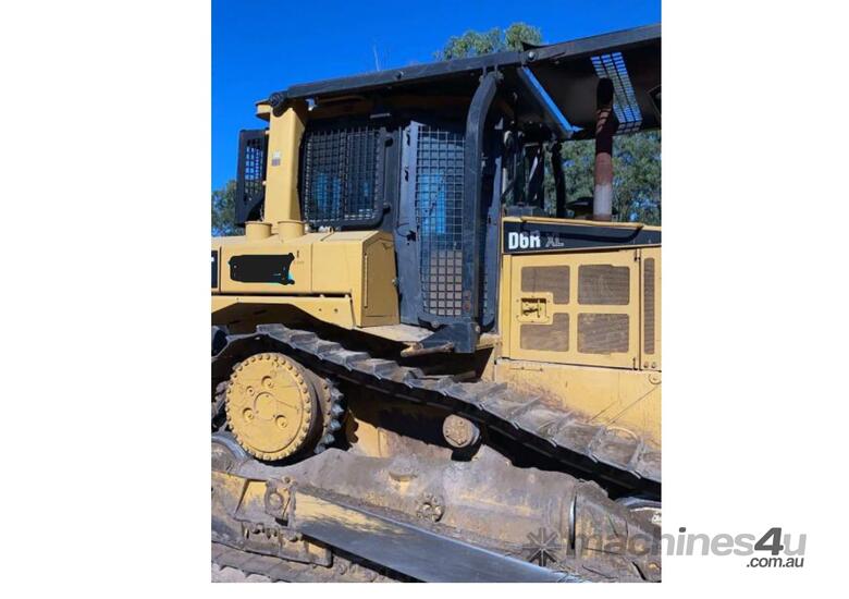 caption Caterpillar D6R XL
