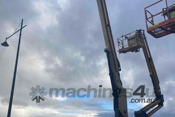 Jlg   boom lift 860SJ