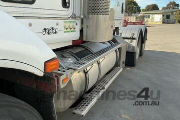 2014 Kenworth T403 Prime Mover Sleeper Cab