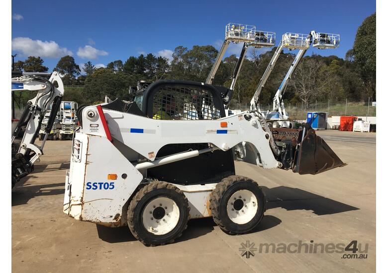 2018 JCB 135HD Skidsteeer Loader 