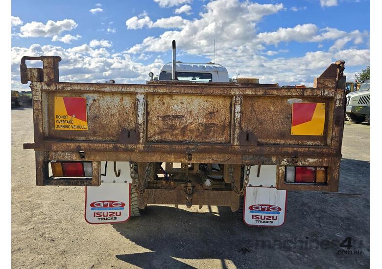 2001 Isuzu FRR500 Tipper