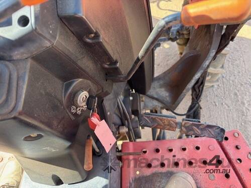 caption Yanmar EF453