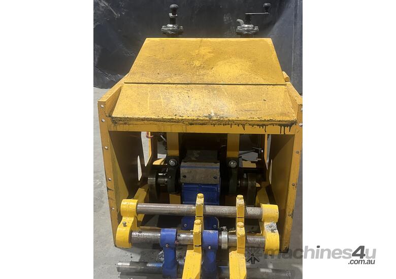 Kerb Machine Near new