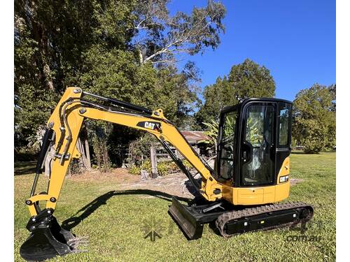 CAT 303.5 Mini Excavator