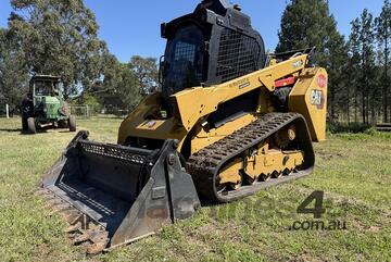 2021 Caterpillar 299D3 XE Posi Track Loader