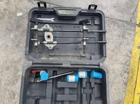 Clamp Drill/Router Gauge - picture1' - Click to enlarge