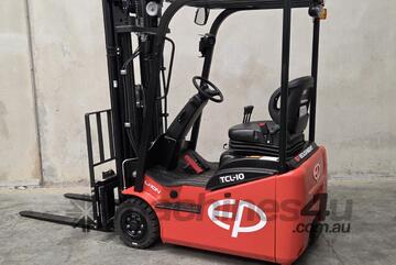   EP TCL101 3 Wheel Electric Forklift (Compact) 4500mm Container Mast