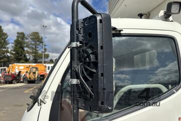 2011 Hino 300 series Refrigerated Pantech 2011 Hino 300 series Refrigerated Pantech