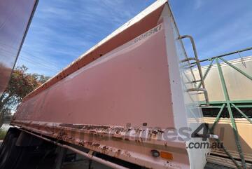 2010 Tip Trailers R Us St3 Tri Axle Tipping Trailer