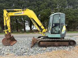 2005 Yanmar Vio75 - picture15' - Click to enlarge