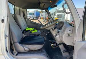 Hino 2006   DUTRO Pantech