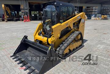 CAT 239D3 Compact Track Loader