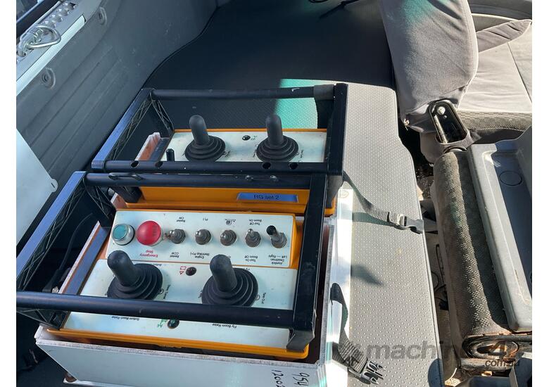 2008 Isuzu FVD1000 Day Cab EWP