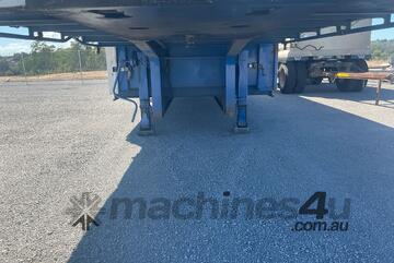 2021 Freighter Maxitrans ST-3 Curtainsider Flat Top B Trailer