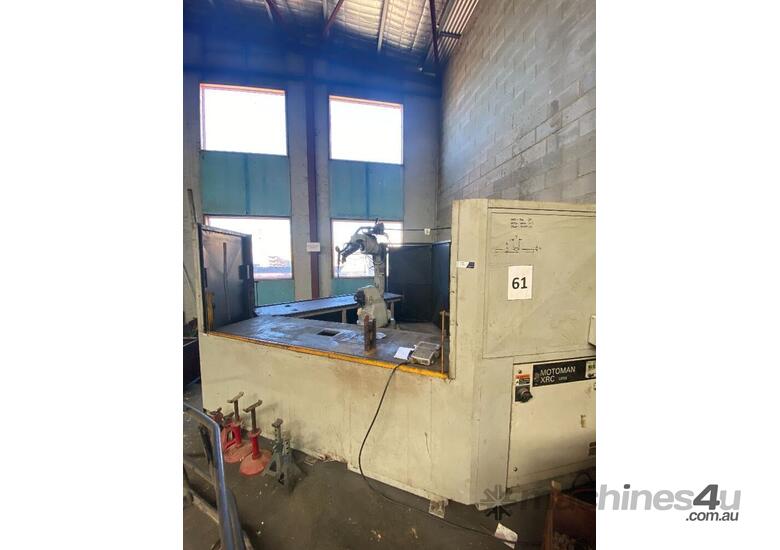 Motoman Robotic Welding Cell