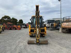 JCB 3CX 4WD Backhoe Loader (Council Asset) & 3 x Assorted Backhoe/Tractor Tyres - picture1' - Click to enlarge