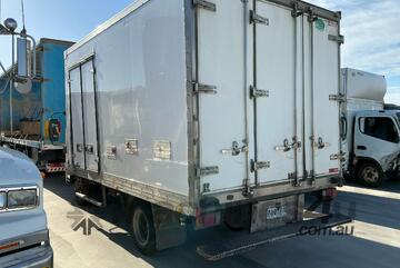 Isuzu 2013   NPR 155 Pantech