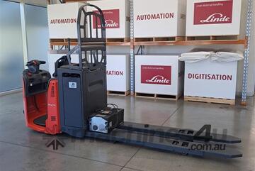Linde N24HP - Low level Order Picker / Ride on Pallet Runner - 2.5 tonne
