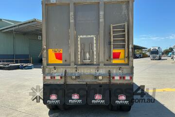 2017 Muscat Quad Axle Aluminium Dog Trailer