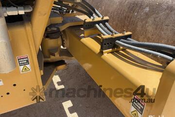 2015 Caterpillar CS56B Articulated Smooth Drum Roller