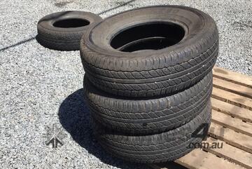 Dunlop/ Bridgestone Tyres x 4