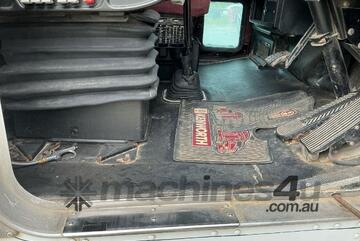 1998 Kenworth T401 Prime Mover Sleeper Cab