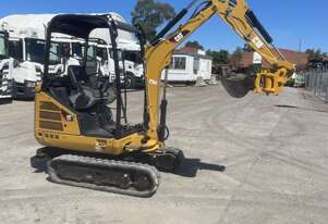 2017 CAT 301.7D Mini Excavator & Trailer Package