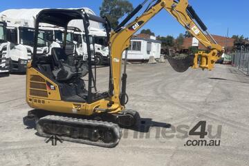 2017 CAT 301.7D Mini Excavator & Trailer Package