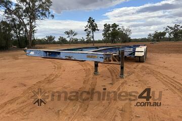 1983 CUSTOM 40FT SKELTRAILER