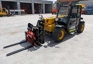 JCB 525-60T4 2.5T Telehandler (including a rotating fork)