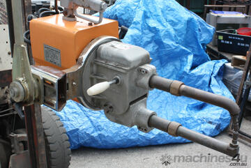 Spot welding head gun integral 36KVA transformer