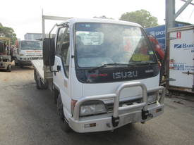 2003 NKR77 Isuzu - picture0' - Click to enlarge