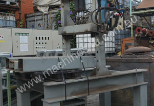 Large fabricated hydraulic press Large fabricated hydraulic press