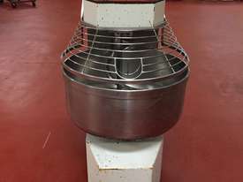 Bakery Spiral Dough mixer  - picture1' - Click to enlarge