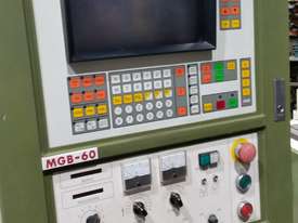 MAKINO EDM SINKER CNC - picture1' - Click to enlarge