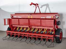 IRTEM CSD 3000 TRAILING 2.8M SINGLE DISC SEED DRILL - picture2' - Click to enlarge
