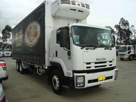 Isuzu FVL1400 Curtainsider Truck - picture0' - Click to enlarge