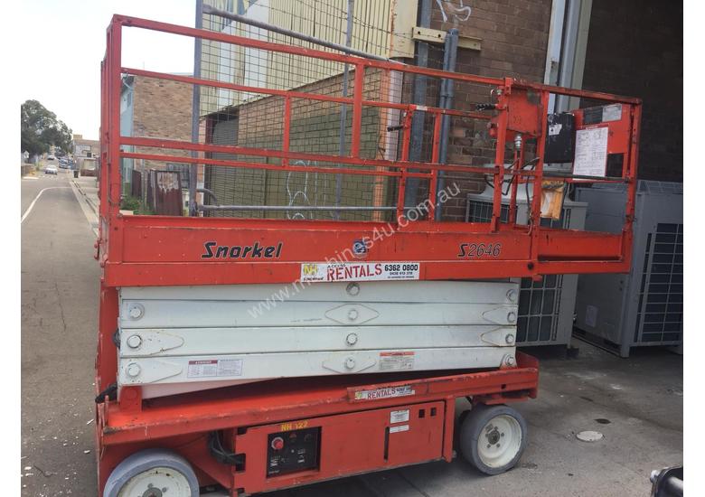 caption SNORKEL SCISSOR LIFT 8M METRE S2646