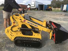 Mini Digger 16hp Briggs and Stratton Tracks  - picture0' - Click to enlarge