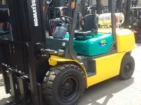Komatsu Forklift 4 Ton 4000mm Lift Height Side Shift $19000+GST Negotiable - picture0' - Click to enlarge