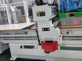 NANXING Auto Label Auto Load & Unload Woodworking CNC Machine 4000*2100mm NCG4021L optional NCG2812L - picture1' - Click to enlarge