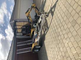 Cat 301.4c, 3 buckets and trailer  - picture0' - Click to enlarge