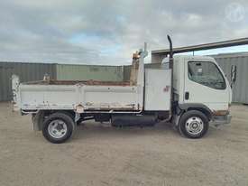 Mitsubishi Canter - picture1' - Click to enlarge