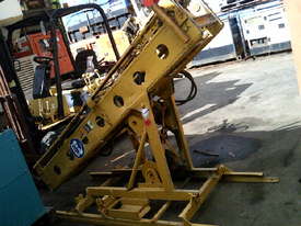 jacro 200 drill mast and stand , - picture1' - Click to enlarge