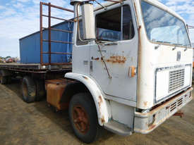 International Acco 1950A Primemover Truck - picture0' - Click to enlarge