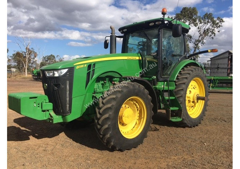 caption John Deere 8335R FWA/4WD Tractor