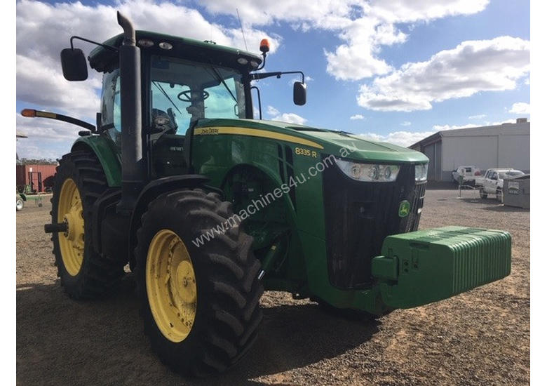 caption John Deere 8335R FWA/4WD Tractor